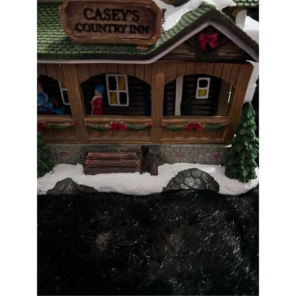 Enchanted Forest Musical Casey's Country Inn Christmas Village Building New - Picture 8 of 13
